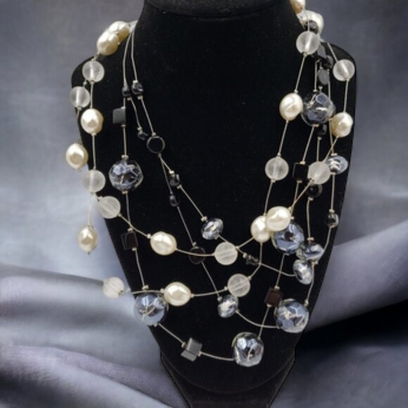 Faux Pearl Wire Necklaces Grey Blue White Opaque Shorter Length Costume … - Picture 2 of 12